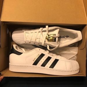 Adidas Men’s Superstar Sneakers